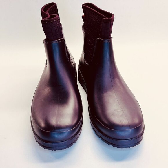 Tommy Hilfiger Women's Blayr Rain Boot Size 10 Burgundy Waterproof Pull On Ankle - Picture 2 of 11